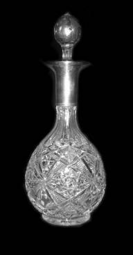 Botella decantadora con plata. Francia